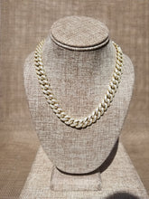 Load image into Gallery viewer, 18&quot; Cuban Bling chain