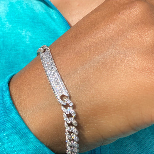 Sterling Silver w/ Simulated Diamonds bracelet
